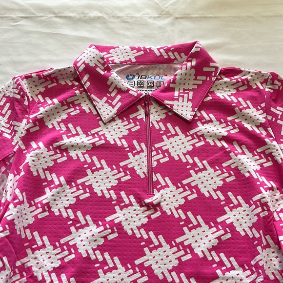 Ibkul Kimberly Print Long Sleeve Polo Quarter Zip in Pink/White Houndstooth - Picture 5 of 12